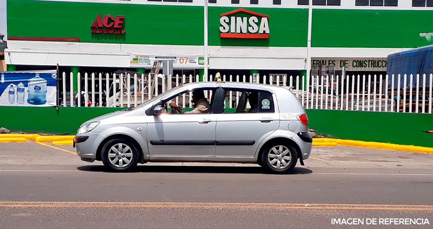 Falso mecánico despoja a taxista de sus pertenencias Falso mecánico despoja a taxista de sus pertenencias