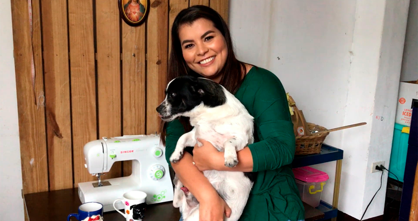 Vilma Herrera está detrás del emprendimiento Handmade by Villy. Foto: Equipo Digital/Radio ABC Stereo Vilma Herrera está detrás del emprendimiento Handmade by Villy. Foto: Equipo Digital/Radio ABC Stereo