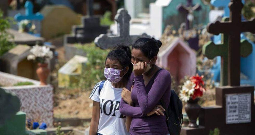 Las muertes por Covid-19 obligan a dar sepultura casi de forma inmediata. Foto de referencia.
