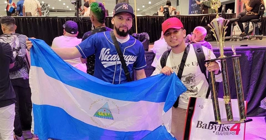 El barbero esteliano ganó la categoría subcampeón en Connecticut, Estados Unidos. Foto: Cortesía/Radio ABC Stereo