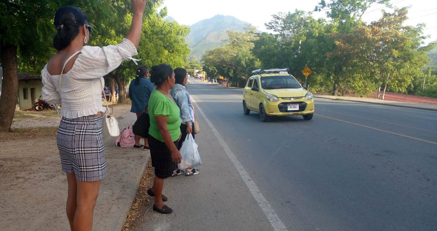 Habitantes de Ocotal demandan acción ante la escasez de Taxis en la ciudad Habitantes de Ocotal demandan acción ante la escasez de Taxis en la ciudad