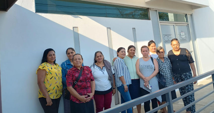 Mujeres reciben atención médica temprana. Foto Cortesía/Radio ABC Stereo