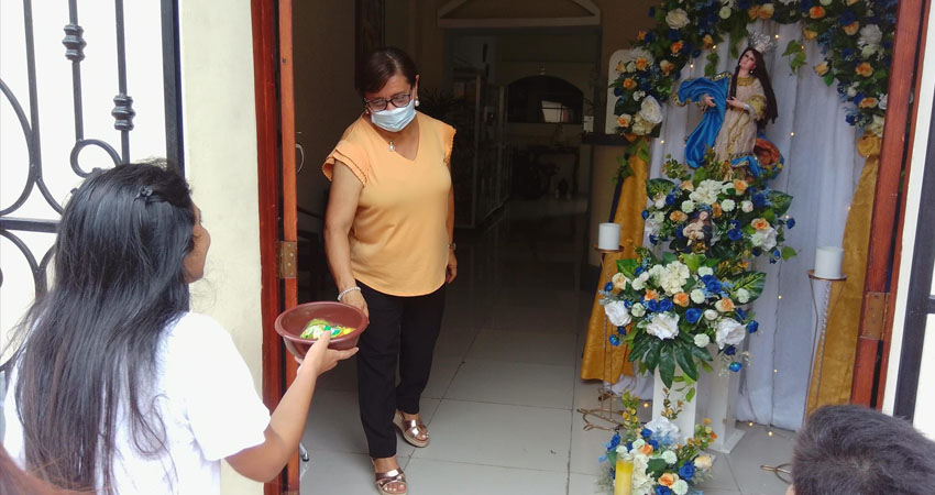Altar en honor a la Asunción de María. Foto: Cortesía/Radio ABC Stereo