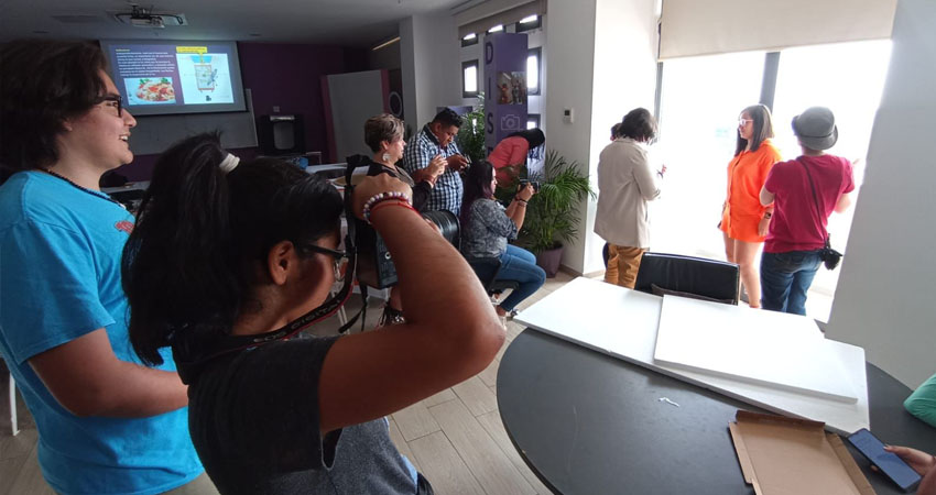 Jóvenes compartieron la importancia de la fotografía para ellos. Foto: Cortesía/Radio ABC Stereo Jóvenes compartieron la importancia de la fotografía para ellos. Foto: Cortesía/Radio ABC Stereo
