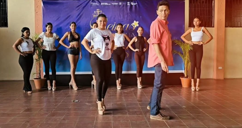 Roger Javier Bustamante Espinoza fue entregado en las actividades de pasarela. Foto: Cortesía/Radio ABC Stereo Roger Javier Bustamante Espinoza fue entregado en las actividades de pasarela. Foto: Cortesía/Radio ABC Stereo