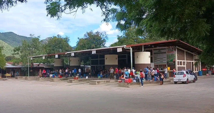 Terminal de buses de Somoto. Foto: Denis García/Radio ABC Stereo Terminal de buses de Somoto. Foto: Denis García/Radio ABC Stereo