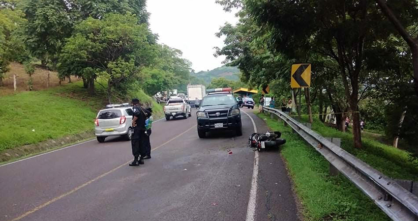 El suceso ocurrió el sábado en la Cuesta La Concepción. Foto: Juan Fco. Dávila/Radio ABC Stereo El suceso ocurrió el sábado en la Cuesta La Concepción. Foto: Juan Fco. Dávila/Radio ABC Stereo