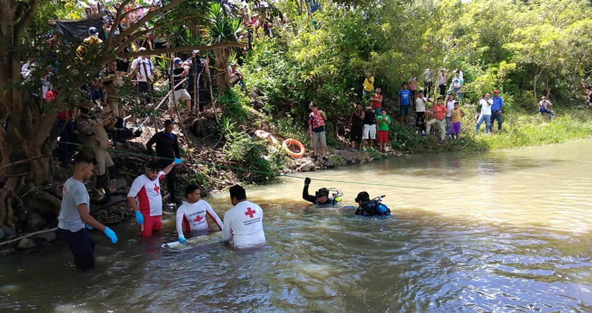 Según la mamá de la víctima, el joven no sabía nadar. Foto: Juan Fco. Dávila/Radio ABC Stereo Según la mamá de la víctima, el joven no sabía nadar. Foto: Juan Fco. Dávila/Radio ABC Stereo
