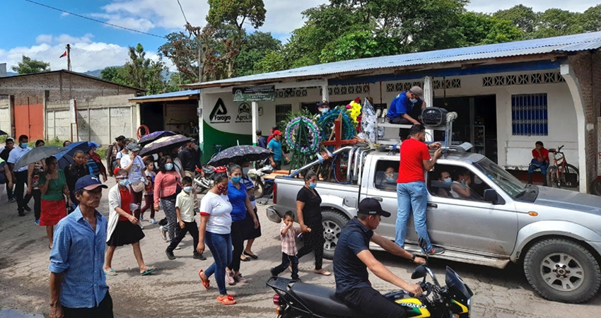 Ayer le dieron cristiana sepultura a Henry Osmar Tinoco. Foto: Cortesía Ayer le dieron cristiana sepultura a Henry Osmar Tinoco. Foto: Cortesía