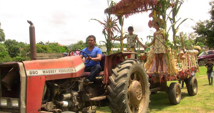 Feria del Maíz rinde homenaje a nuestras raíces alimenticias. Foto: Cortesía/Noticias ABC Feria del Maíz rinde homenaje a nuestras raíces alimenticias. Foto: Cortesía/Noticias ABC