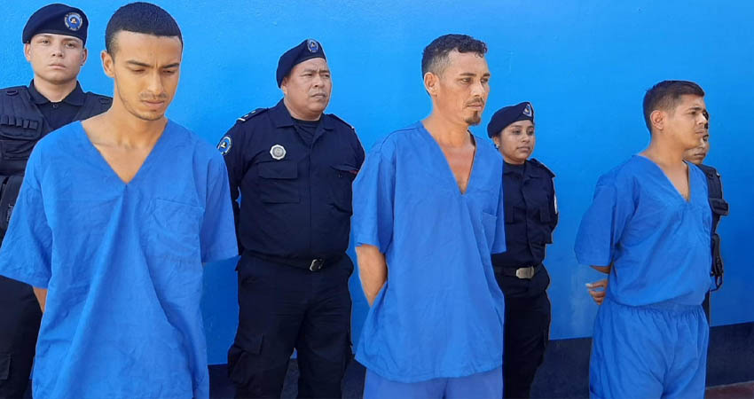 Acusados fueron presentados en conferencia de prensa. Foto:Cortesía/Radio ABC Stereo Acusados fueron presentados en conferencia de prensa. Foto:Cortesía/Radio ABC Stereo