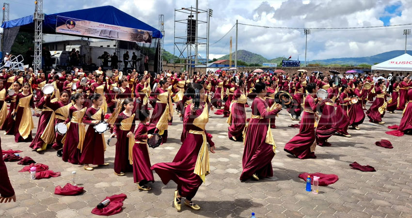 Asistentes destacaron la relevancia de la traducción a nivel histórico y religioso. Foto: Cortesía/Radio ABC Stereo Asistentes destacaron la relevancia de la traducción a nivel histórico y religioso. Foto: Cortesía/Radio ABC Stereo