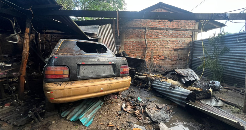 Bomberos de Ocotal atendieron la emergencia. Foto: Cortesía/Radio ABC Stereo Bomberos de Ocotal atendieron la emergencia. Foto: Cortesía/Radio ABC Stereo