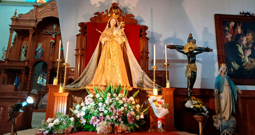 En la Catedral la novena inicia a las 5:00 de la tarde. Foto: Radio ABC Stereo En la Catedral la novena inicia a las 5:00 de la tarde. Foto: Radio ABC Stereo