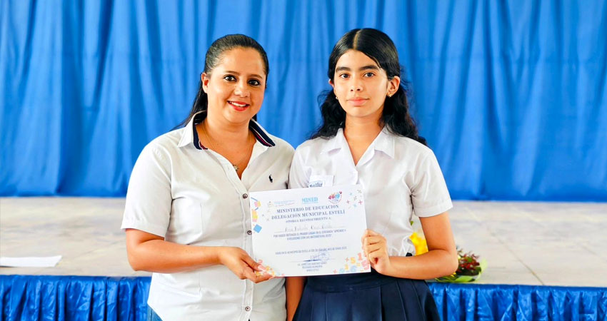 Ana es estudiante de sexto grado del colegio San Francisco Hermanos Maristas de Estelí. Foto: Cortesía/Radio ABC Stereo Ana es estudiante de sexto grado del colegio San Francisco Hermanos Maristas de Estelí. Foto: Cortesía/Radio ABC Stereo