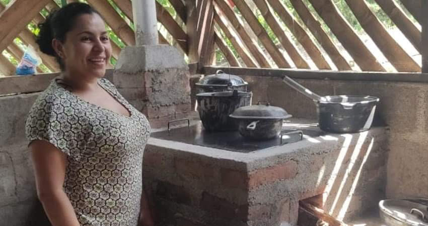 Una de las beneficiadas con el proyecto. Foto: Cortesía/Radio ABC Stereo Una de las beneficiadas con el proyecto. Foto: Cortesía/Radio ABC Stereo