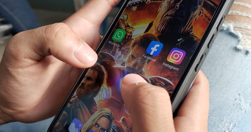 Facebook, WhatsApp e Instagram, del mismo dueño, dejaron de funcionar durante varias horas. Foto: José Enrique Ortega/Radio ABC Stereo Facebook, WhatsApp e Instagram, del mismo dueño, dejaron de funcionar durante varias horas. Foto: José Enrique Ortega/Radio ABC Stereo