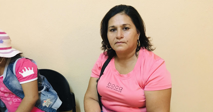 Ruth Dalila Agurcia denuncia a Carlos Dávila por usar su propiedad para solicitar préstamos. Foto: Alva Nubia Lira/Radio ABC Stereo