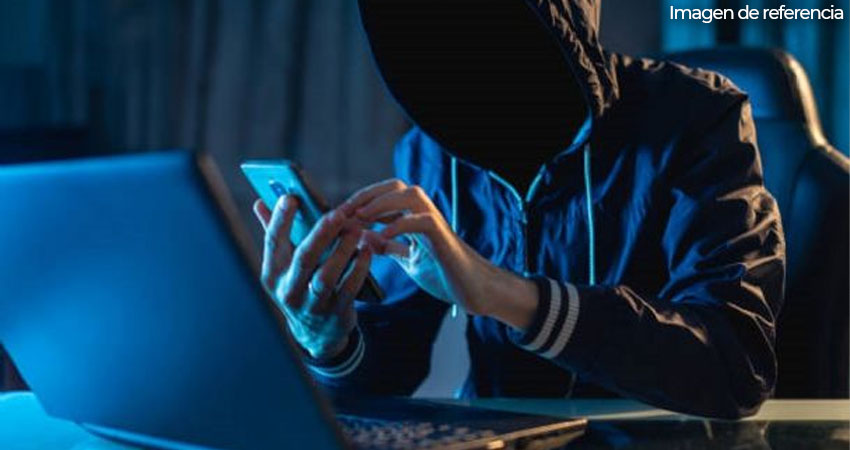 Los estafadores robaron alrededor de 5 mil dólares. Foto de referencia.