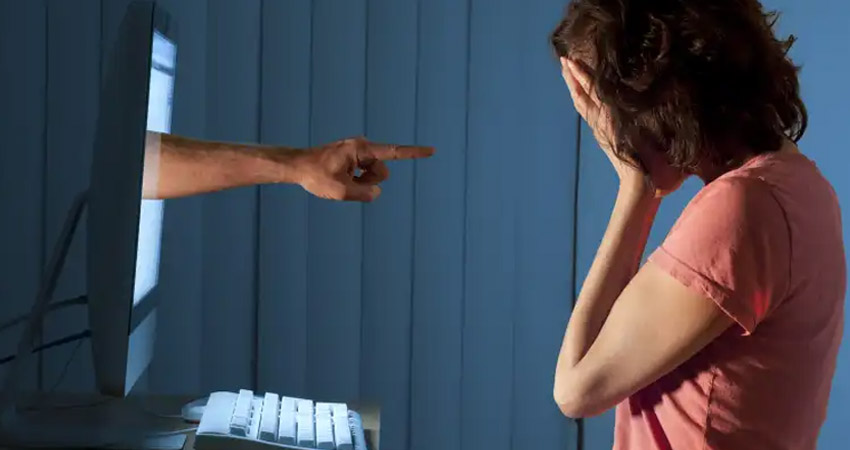 Las víctimas de difamación piden ayuda policial. Imagen de referencia Las víctimas de difamación piden ayuda policial. Imagen de referencia