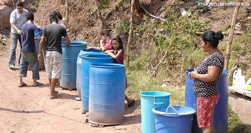 Ante la falta de agua, las cisternas intentan suplir el vital líquido. Foto: Imágenes de referencia Ante la falta de agua, las cisternas intentan suplir el vital líquido. Foto: Imágenes de referencia