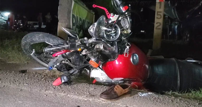 El conductor de la camioneta estaba en supuesto estado de ebriedad. Foto: José Enrique Ortega/Radio ABC Stereo El conductor de la camioneta estaba en supuesto estado de ebriedad. Foto: José Enrique Ortega/Radio ABC Stereo