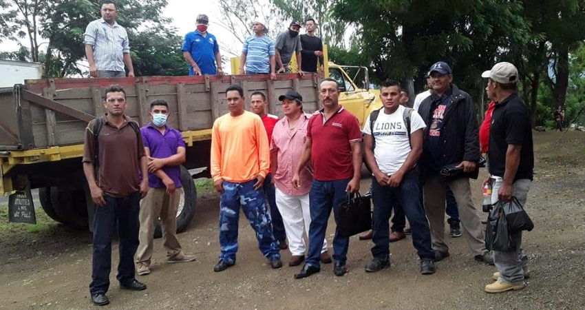 Extrabajadores del proyecyo de alcantarillado. Foto: Cortesía/Radio ABC Stereo Extrabajadores del proyecyo de alcantarillado. Foto: Cortesía/Radio ABC Stereo