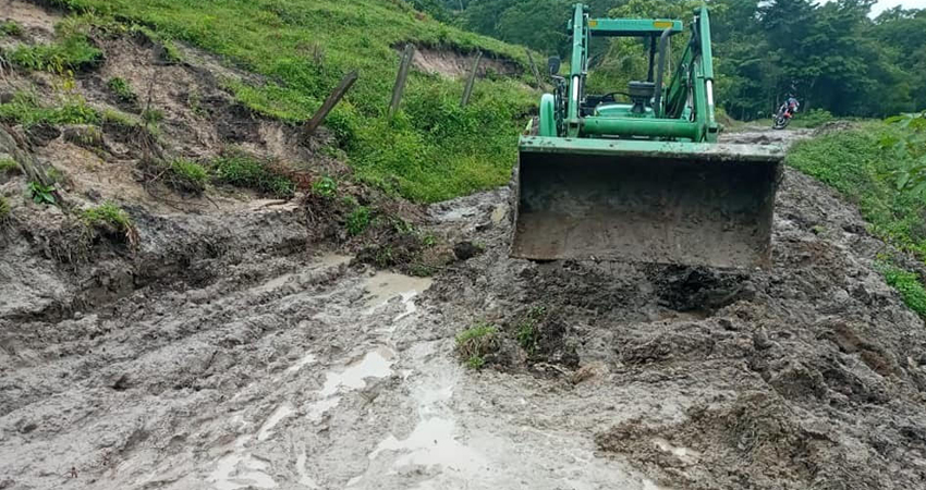Comunidad La Flor. Foto: Cortesía/Radio ABC Stereo