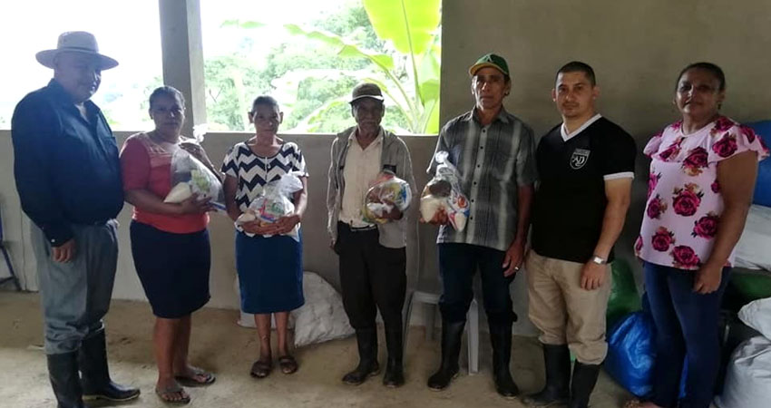 Ayer se hizo una entrega de paquetes. Foto: Cortesía/Radio ABC Stereo