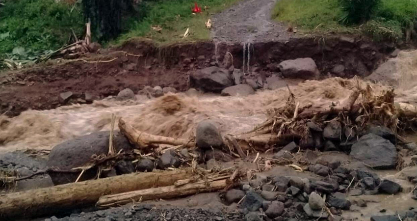 Los pobladores demandan presencia de las autoridades municipales. Foto: Cortesía Los pobladores demandan presencia de las autoridades municipales. Foto: Cortesía
