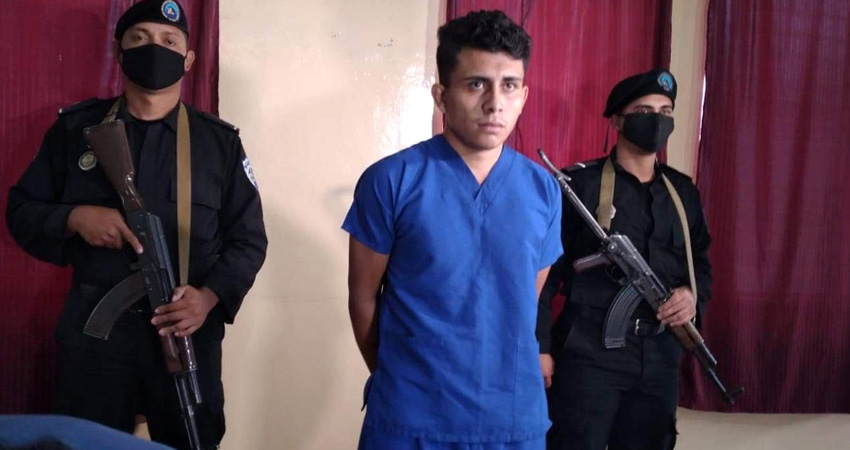 Max Josué Miranda fue detenido en el operativo en la salida sur de Estelí. Foto: Juan Fco. Dávila/Radio ABC Stereo Max Josué Miranda fue detenido en el operativo en la salida sur de Estelí. Foto: Juan Fco. Dávila/Radio ABC Stereo