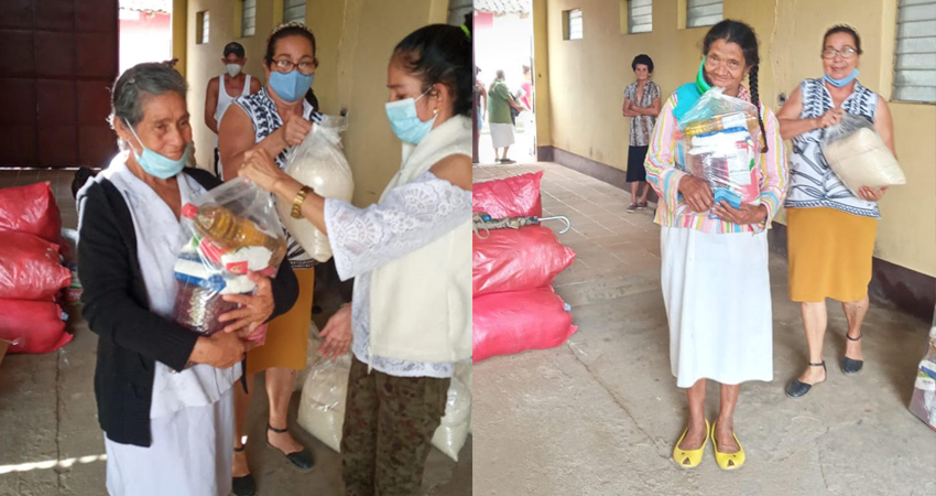 Parte de las familias beneficiadas. Foto: Cortesía