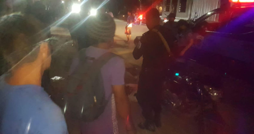 El agredido quedó tendido sobre la calle. Foto: Cortesía/Radio ABC Stereo El agredido quedó tendido sobre la calle. Foto: Cortesía/Radio ABC Stereo