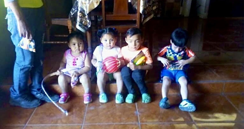 A la celebración asisten prácticamente todos los niños y niñas de la comunidad. Foto: Cortesía/Radio ABC Stereo A la celebración asisten prácticamente todos los niños y niñas de la comunidad. Foto: Cortesía/Radio ABC Stereo