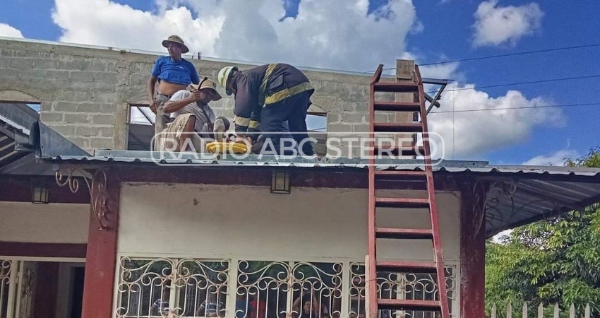 Adniel Matute sufrió una potente descarga. Foto: Corte/Radio ABC Stereo