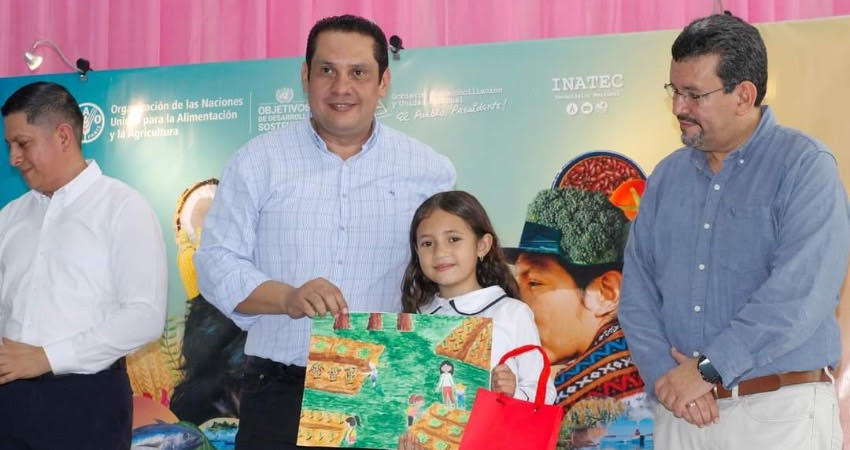 Mareling Lucieth Zamora Castellón, ganadora. Foto: Cortesía/MINED