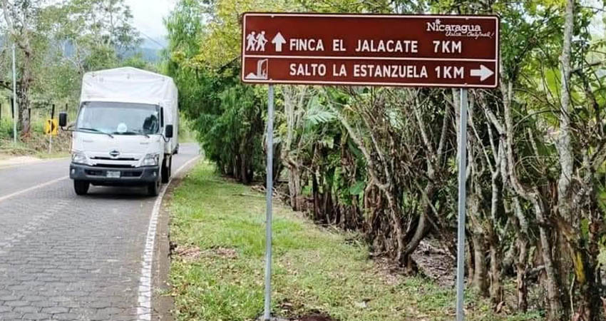 Instalan señalizaciones en zonas turísticas del departamento de Estelí. Foto: Cortesía/Radio ABC Stereo