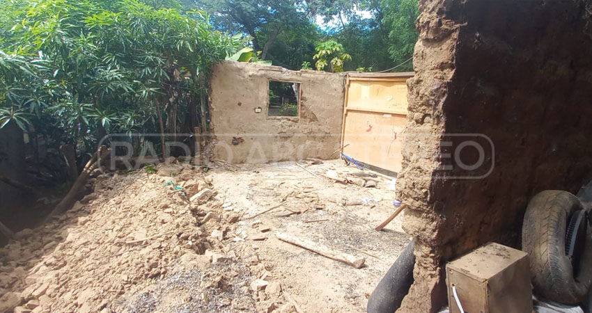 Vivienda de Yolanda Rodríguez colapsó tras fuertes lluvias. Foto: Jacdiel Rivera/Radio ABC Stereo