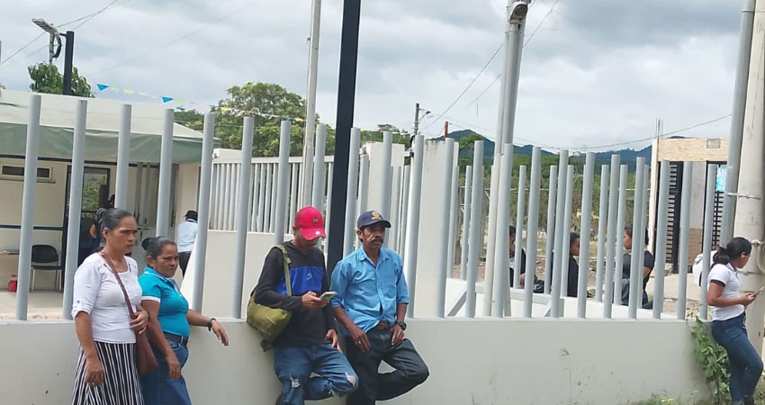 El hombre admitió haber propinado unos 50 machetazos a la víctima, provocando su muerte.