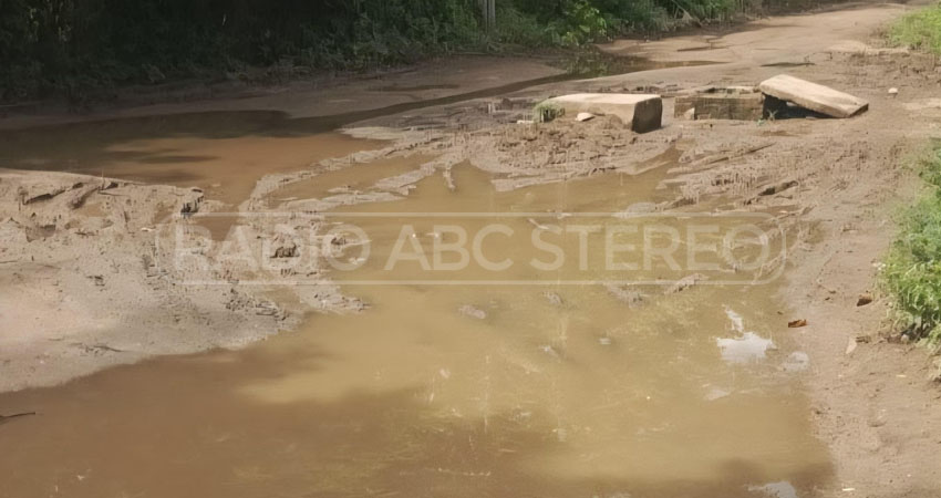En varios sectores del barrio hay problemas que ponen en riesgo la salud de los habitantes. Foto: Cortesía/Radio ABC Stereo