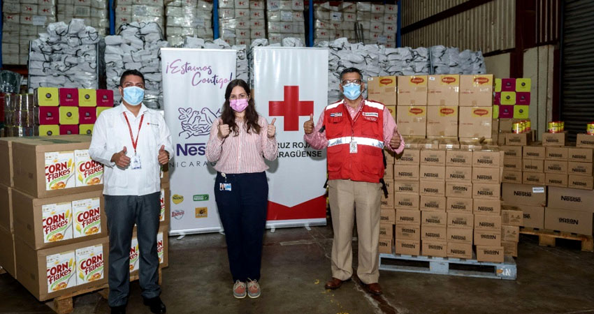 Se estima que los paquetes de alimentos entregados pueden rendir 15 días para cada familia. Foto: Cortesía Nestle Se estima que los paquetes de alimentos entregados pueden rendir 15 días para cada familia. Foto: Cortesía Nestle