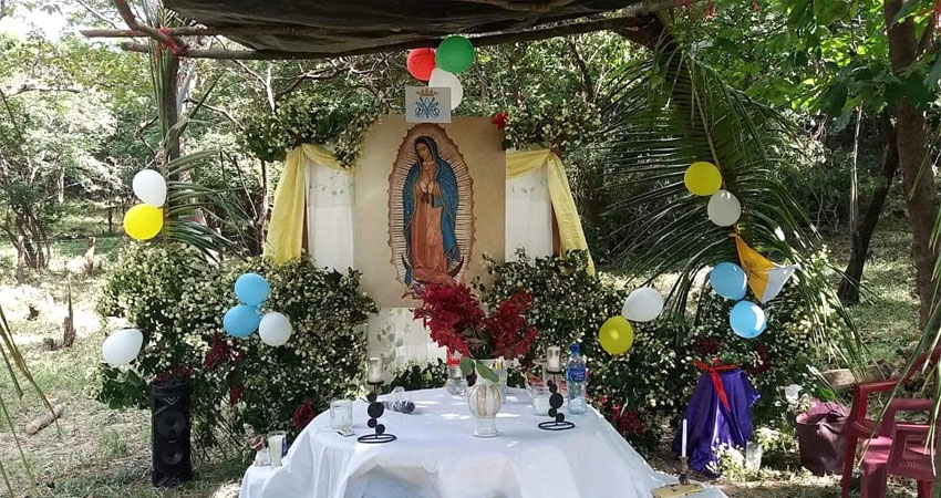 Fray Ricardo Ramírez celebró la primera misa en el lugar. Foto: Juan Fco. Dávila/Radio ABC Stereo Fray Ricardo Ramírez celebró la primera misa en el lugar. Foto: Juan Fco. Dávila/Radio ABC Stereo