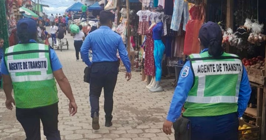 Policía de Nueva Segovia refuerza la seguridad ciudadana con planes especiales para la temporada navideña Policía de Nueva Segovia refuerza la seguridad ciudadana con planes especiales para la temporada navideña